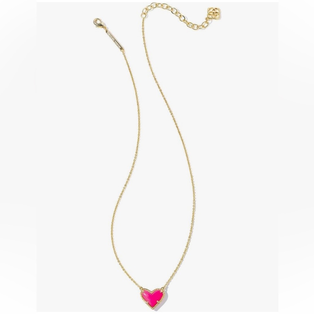 NEW Kendra Scott Ari Heart Adjustable Length Pendant Necklace in Pink